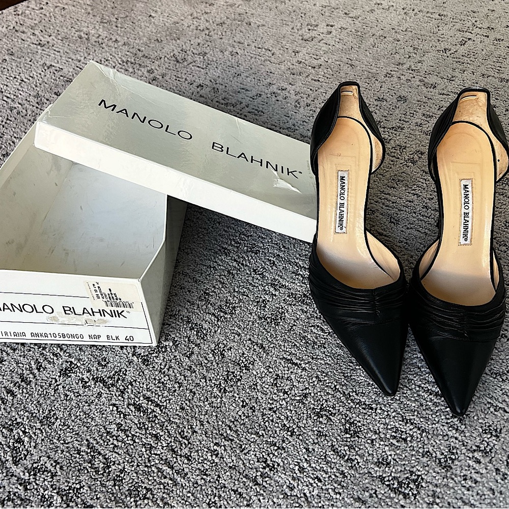 Manila Blahnik Kiriana Dorsay Pump Black Size 40